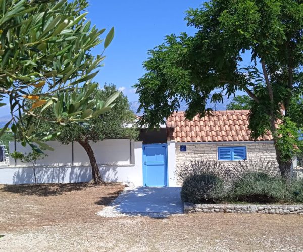 Holiday House Marija surrounded by olive trees near Lovrečina Bay